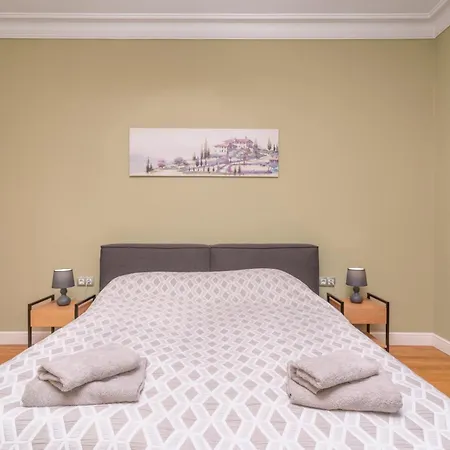 Stunning Luxury 3 Bedroom In The Heart Of Town Sofia