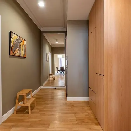 Stunning Luxury 3 Bedroom In The Heart Of Town Apartment Sofia