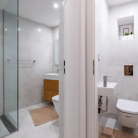 Stunning Luxury 3 Bedroom In The Heart Of Town Sofia