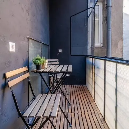 Stunning Luxury 3 Bedroom In The Heart Of Town * Sofia