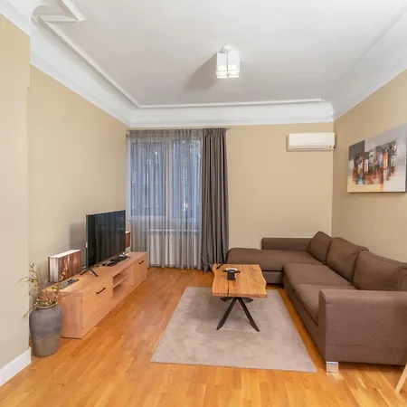 Stunning Luxury 3 Bedroom In The Heart Of Town Sofia