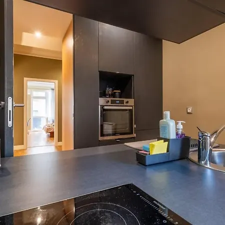 Stunning Luxury 3 Bedroom In The Heart Of Town Apartment Sofia